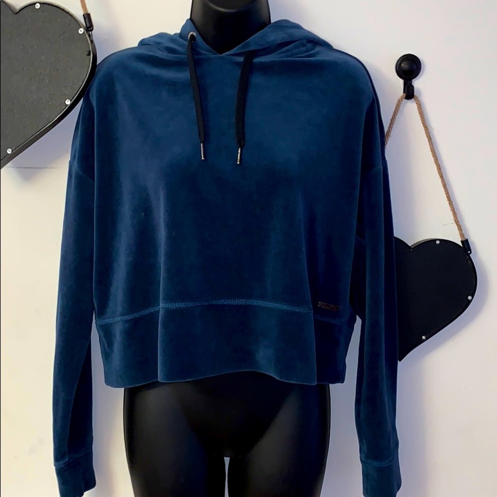 Calvin Klein cropped hoodie